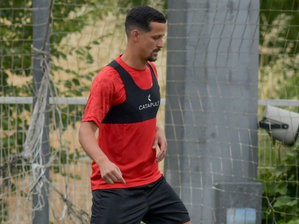 La Liga Transfer Round-Up: Rayo Vallecano make major signing, Valencia starlet to depart